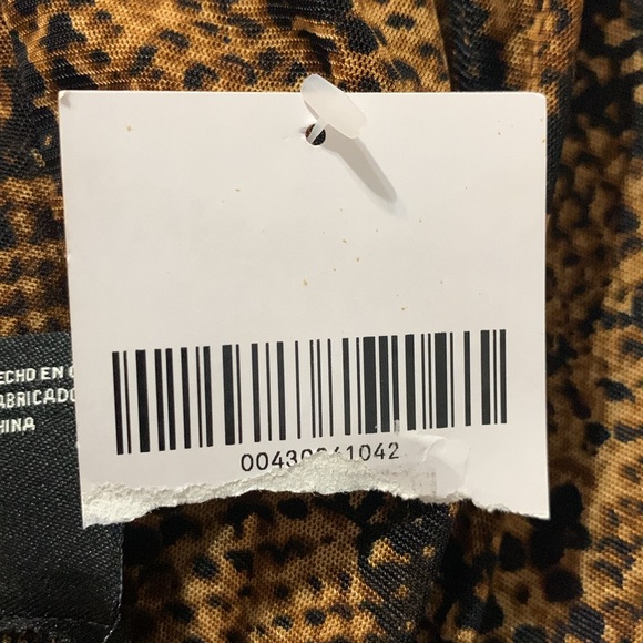NWT Forever 21 Mesh Tee Snakeskin Print Size Small - Picture 5 of 5